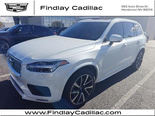 2022 Volvo XC90 T6 Momentum