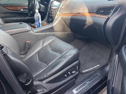 2020 Cadillac Escalade Premium Luxury