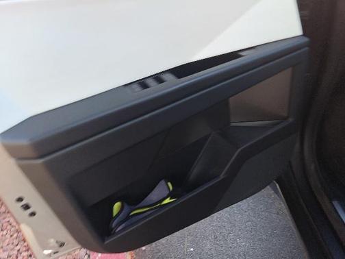 2024 Tesla Cybertruck All-Wheel Drive