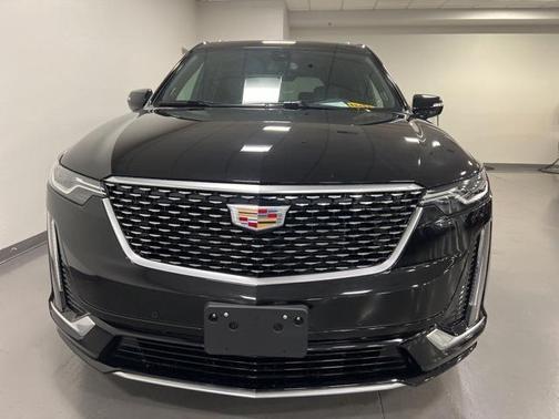 2025 Cadillac XT6 Premium Luxury FWD