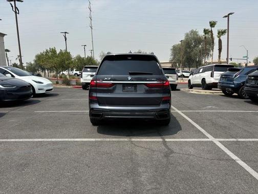 2022 BMW X7 xDrive40i