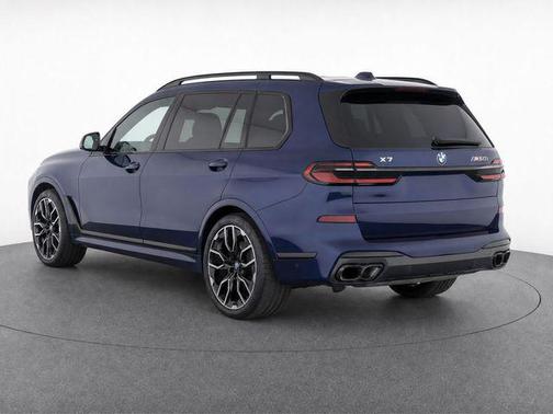 Tanzanite Blue II Metallic 2024 BMW X7 M60i