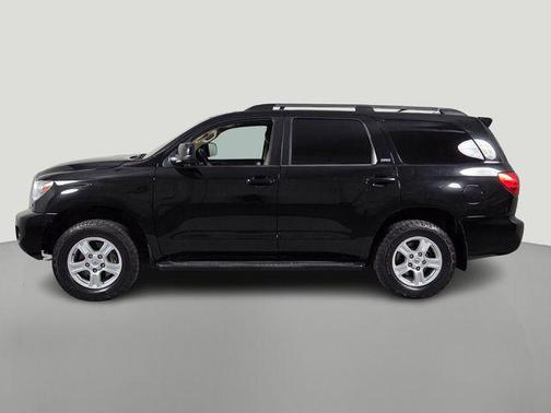 2013 Toyota Sequoia SR5