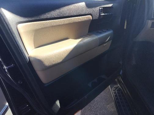 2013 Toyota Sequoia SR5