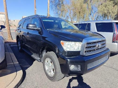 2013 Toyota Sequoia SR5