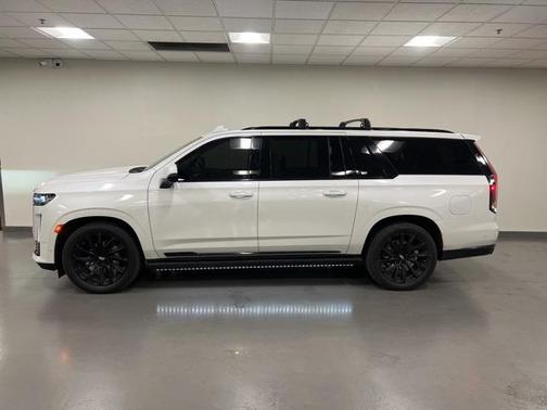 2023 Cadillac Escalade ESV Sport Platinum