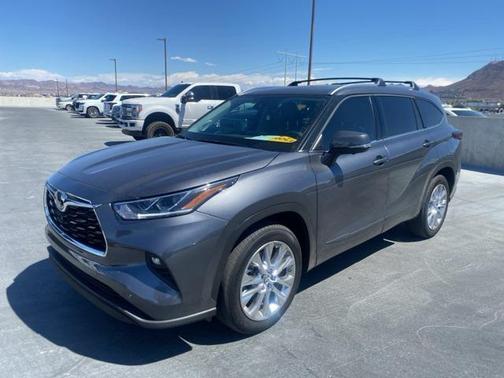 2025 Toyota Highlander Limited