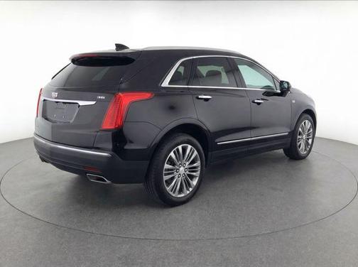 Stellar Black Metallic 2017 Cadillac XT5 Premium Luxury