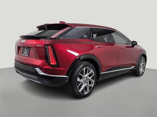 2025 Cadillac OPTIQ Luxury 2 AWD