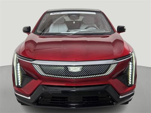 2025 Cadillac OPTIQ Luxury 2 AWD