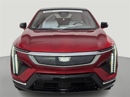 2025 Cadillac OPTIQ Luxury 2 AWD
