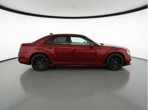 2022 Chrysler 300 Touring