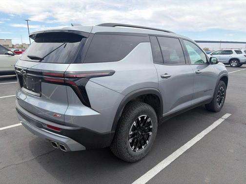 Sterling Gray Metallic 2025 Chevrolet Traverse AWD Z71