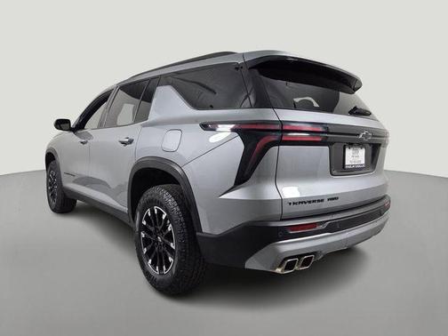 Sterling Gray Metallic 2025 Chevrolet Traverse AWD Z71