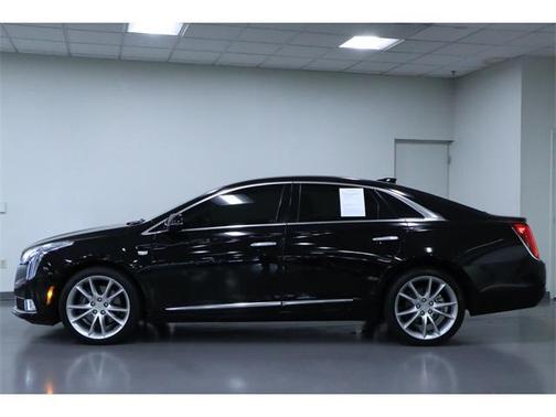 2018 Cadillac XTS Premium Luxury