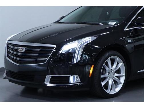 2018 Cadillac XTS Premium Luxury
