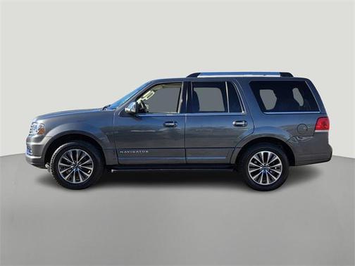 2015 Lincoln Navigator Base