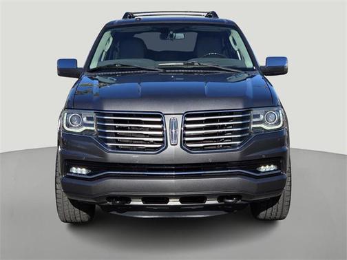 2015 Lincoln Navigator Base