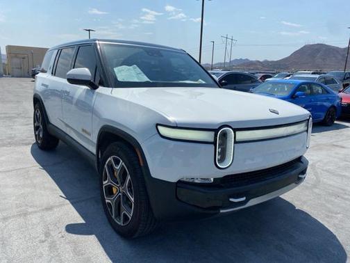 2022 Rivian R1S Launch Edition