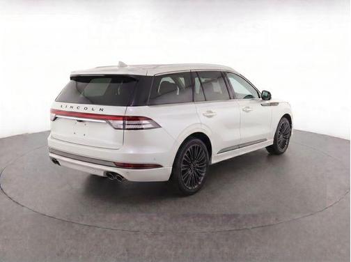 Pristine White Metallic Tri-Coat 2020 Lincoln Aviator Black Label AWD