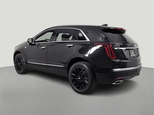2022 Cadillac XT5 Luxury
