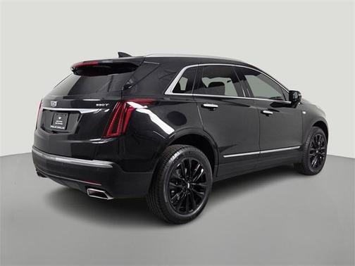 2022 Cadillac XT5 Luxury