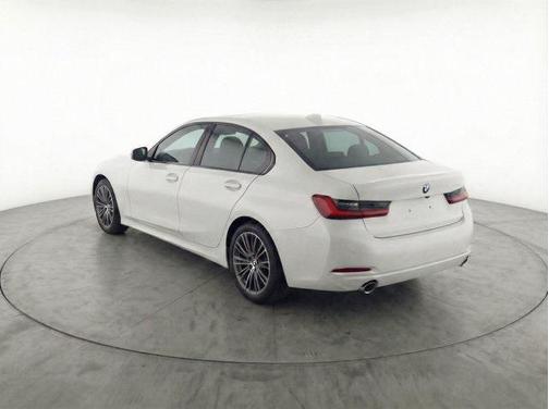 2023 BMW 330 330i