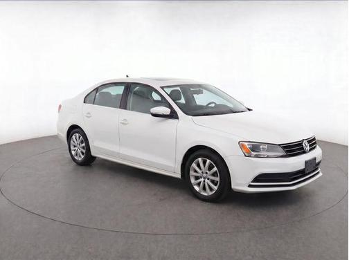 Pure White 2017 Volkswagen Jetta 1.4T SE