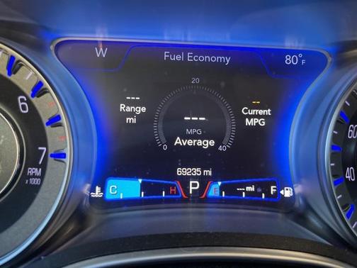 2022 Chrysler 300 Touring