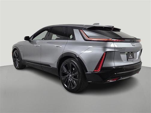 2025 Cadillac LYRIQ V