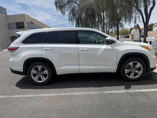 Blizzard Pearl 2016 Toyota Highlander Limited