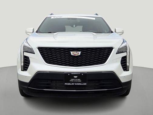 Crystal White Tricoat 2023 Cadillac XT4 Sport