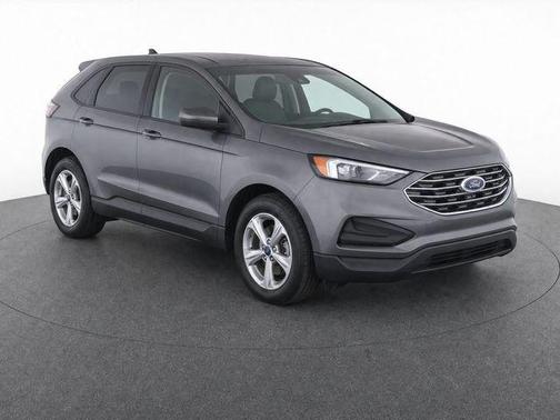 Carbonized Gray Metallic 2021 Ford Edge SE