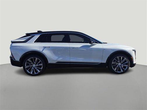 2025 Cadillac LYRIQ Luxury