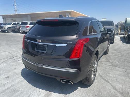 2017 Cadillac XT5 Luxury
