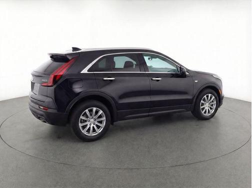 Stellar Black Metallic 2023 Cadillac XT4 Luxury
