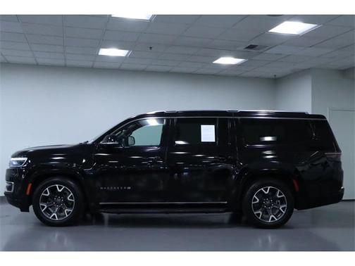 2023 Jeep Wagoneer L Series III 4x4