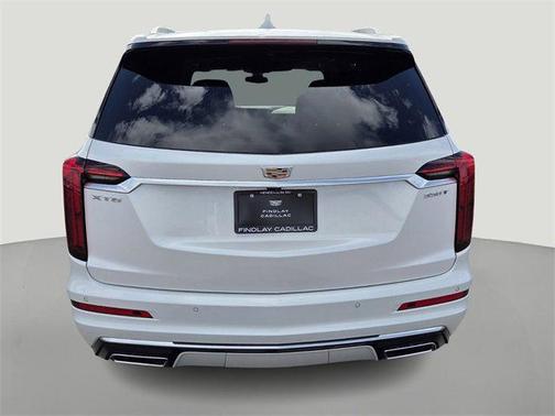 2025 Cadillac XT6 Luxury FWD