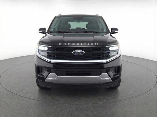 Agate Black Metallic 2025 Ford Expedition Platinum
