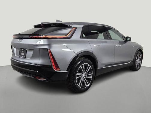 Argent Silver Metallic 2025 Cadillac LYRIQ V