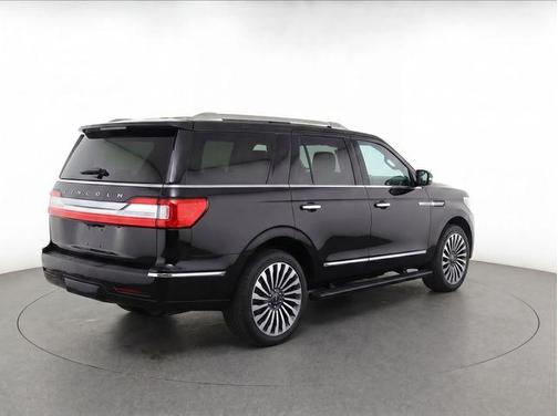 Black Velvet 2018 Lincoln Navigator L Reserve