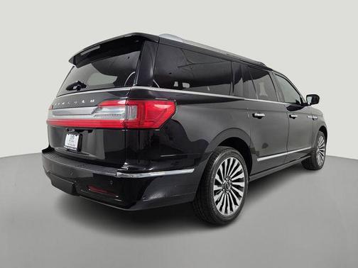 Black Velvet 2018 Lincoln Navigator L Reserve