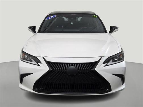 2019 Lexus ES 350 Base