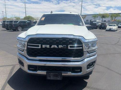 Bright White Clearcoat 2024 RAM 2500 Big Horn Crew Cab 4x4 6'4' Box