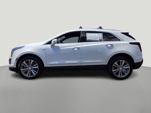 Crystal White Tricoat 2026 Cadillac XT5 Premium Luxury