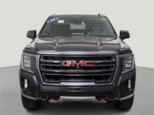 2023 GMC Yukon XL 4WD AT4