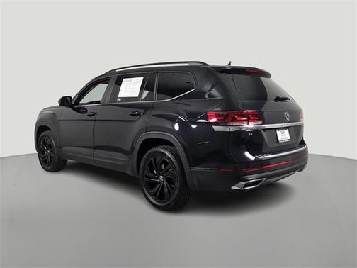 2022 Volkswagen Atlas 2.0T SE w/Technology