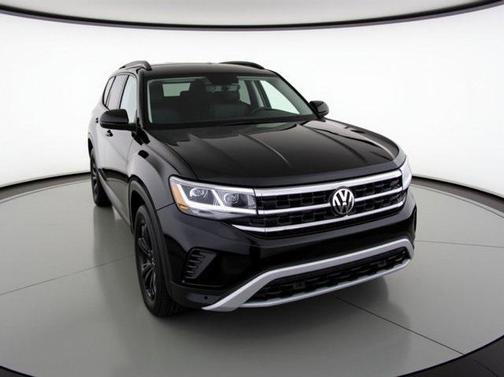 2022 Volkswagen Atlas 2.0T SE w/Technology