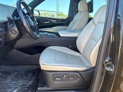 Crystal White Tricoat 2021 Cadillac Escalade Sport