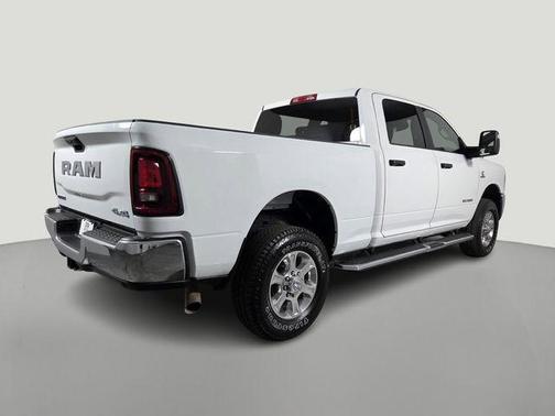 2025 RAM 2500 Big Horn Crew Cab 4x4 6'4' Box